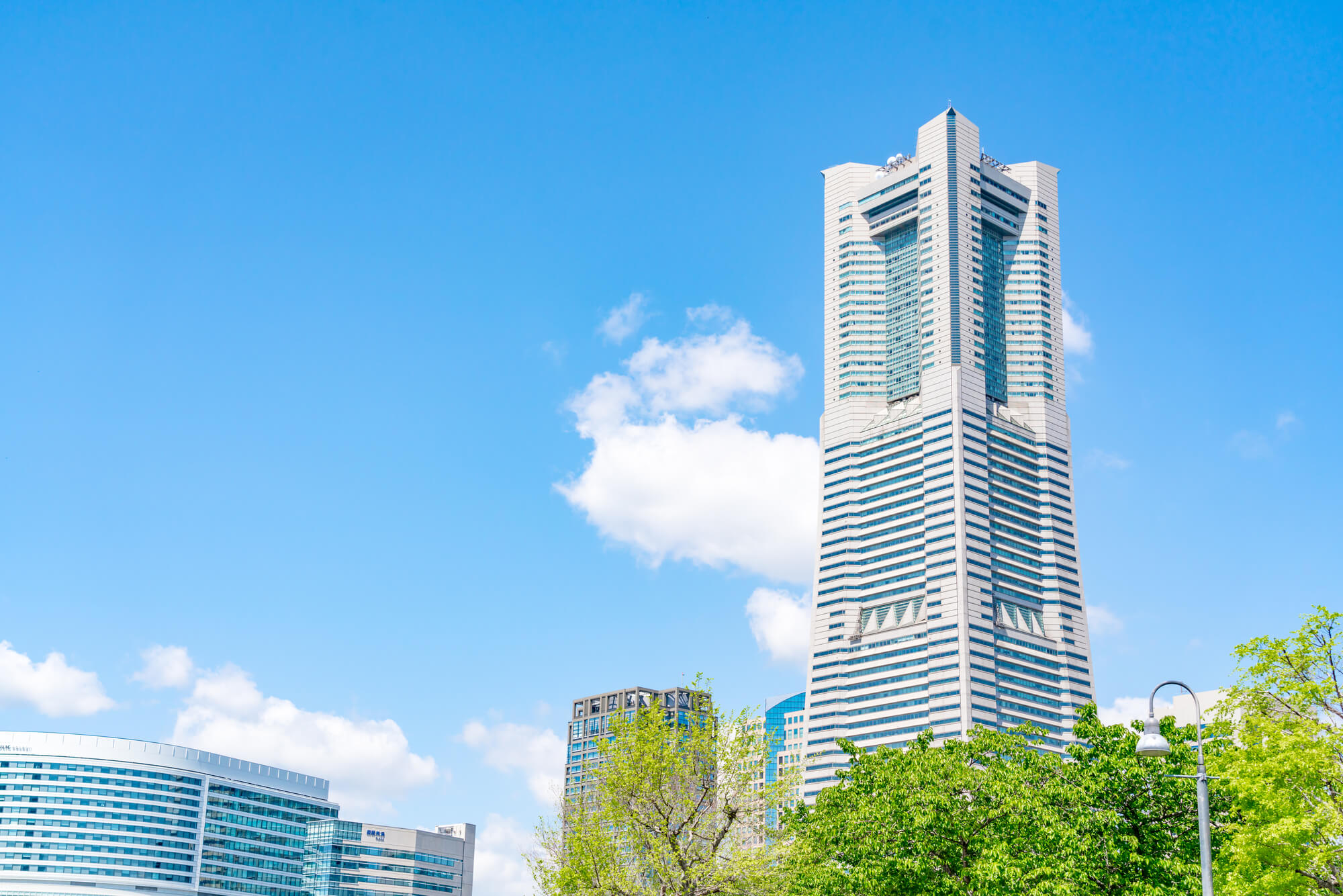 横浜ランドマークタワー