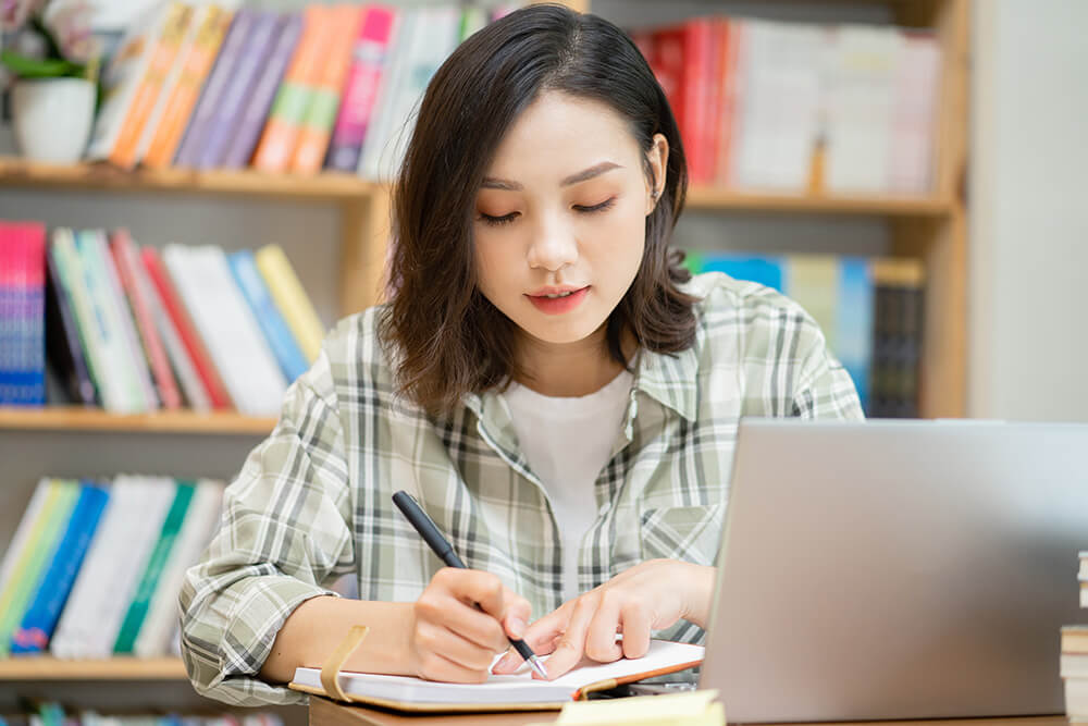 講座内容 料金について 3ヶ月コース サンライズ保育士キャリアスクール 講座内容 料金について 3ヶ月コース サンライズ保育士キャリアスクール
